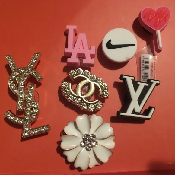 Croc charms bundle - Picture 1 of 1